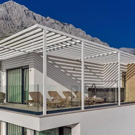 Luxury Delight Ii With Pool, Gym, Sauna And Jacuzzi Villa