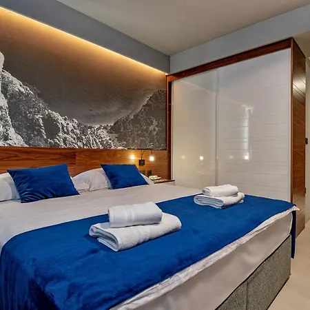 Luxury Delight Ii With Pool, Gym, Sauna And Jacuzzi Villa Promajna