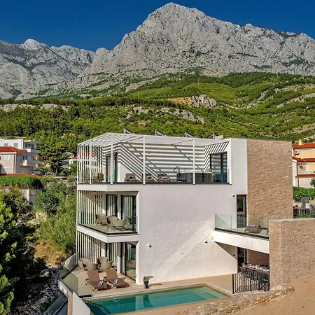 Villa Luxury Delight Ii With Pool, Gym, Sauna And Jacuzzi *