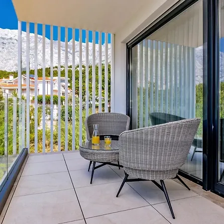 Luxury Delight Ii With Pool, Gym, Sauna And Jacuzzi *